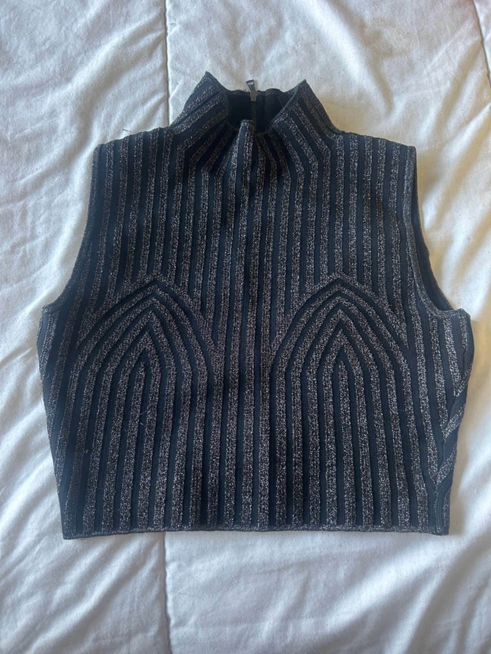 BCBGMaxAzria Black Metallic Striped Cropped Tank